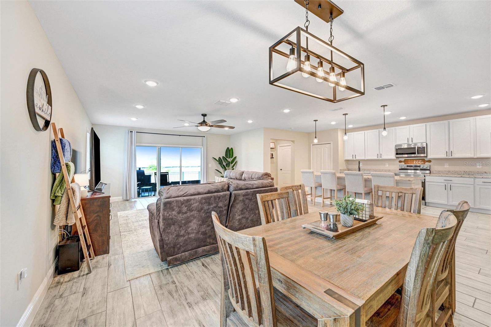 2395 ROYGARIS ST NW, PALM BAY, FL, 32907