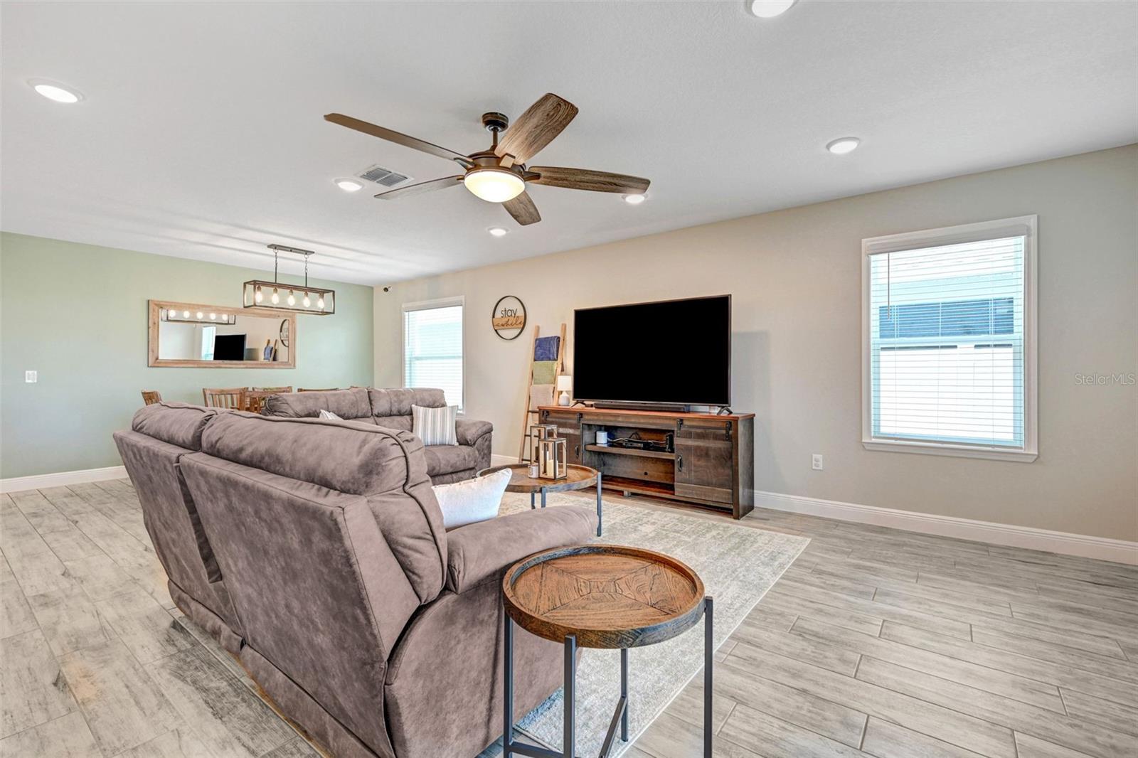 2395 ROYGARIS ST NW, PALM BAY, FL, 32907