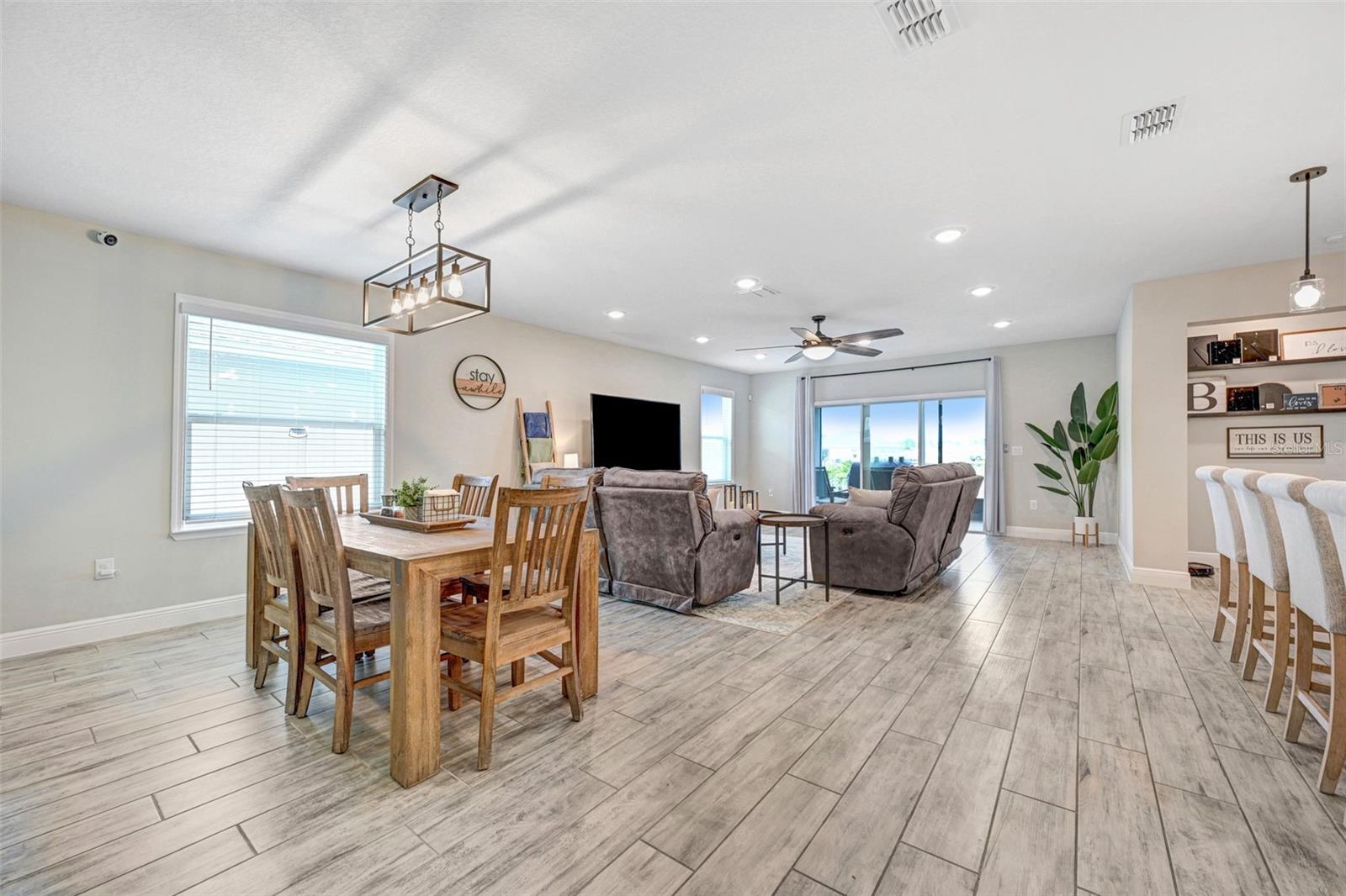 2395 ROYGARIS ST NW, PALM BAY, FL, 32907