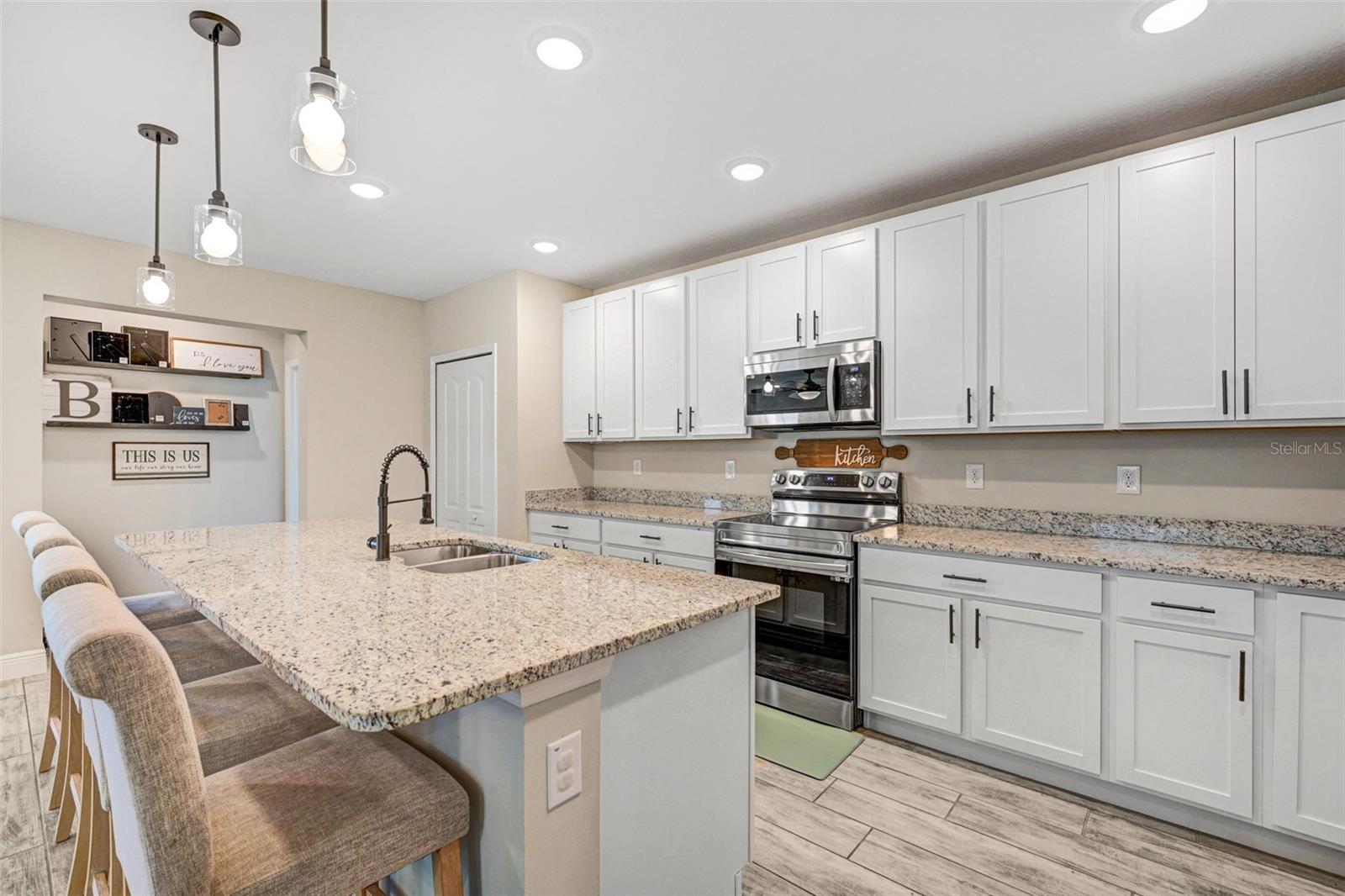 2395 ROYGARIS ST NW, PALM BAY, FL, 32907