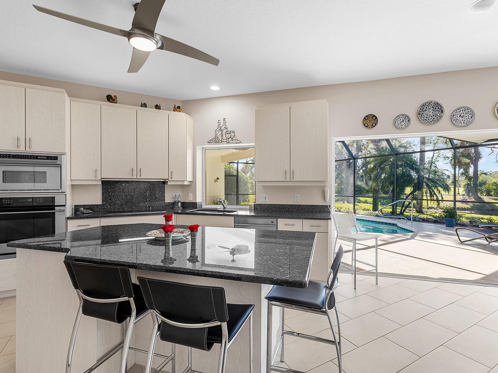 2111 TOCOBAGA LN, NOKOMIS, FL, 34275
