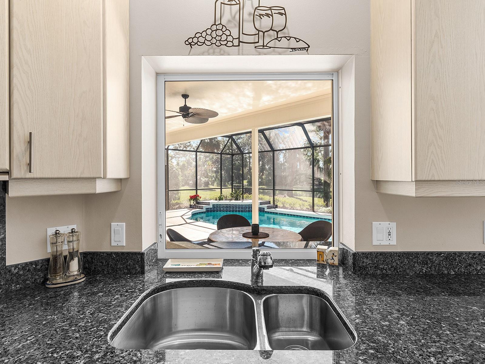 2111 TOCOBAGA LN, NOKOMIS, FL, 34275