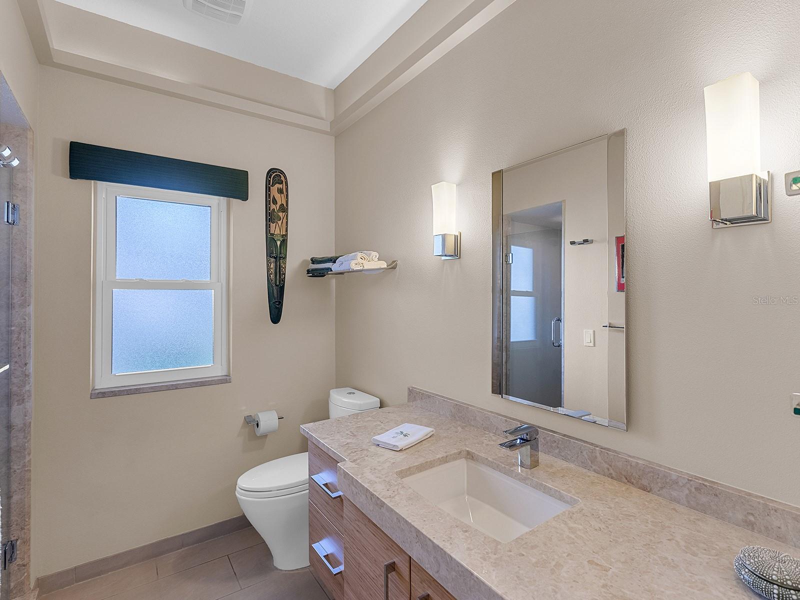 2111 TOCOBAGA LN, NOKOMIS, FL, 34275