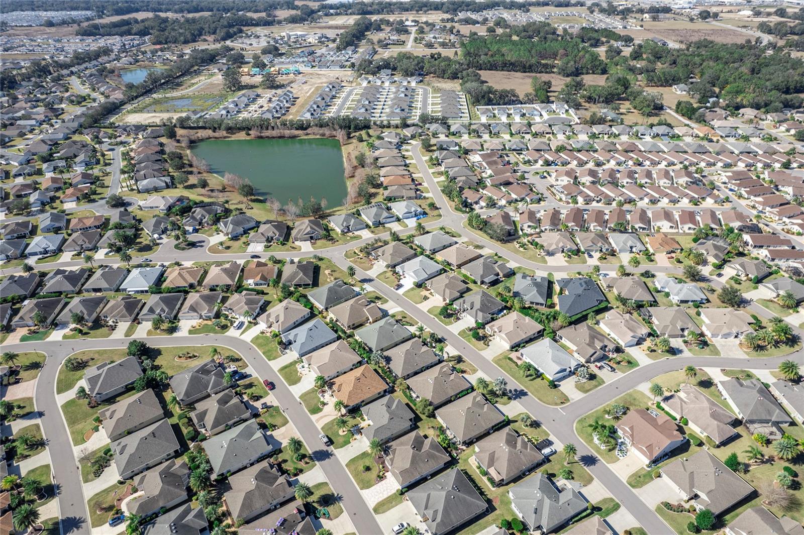 2304 GRENADIER WAY, THE VILLAGES, FL, 32162