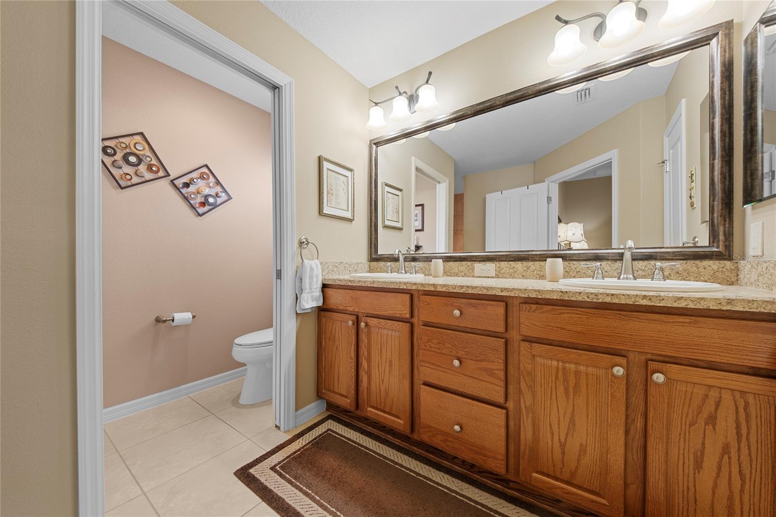 2304 GRENADIER WAY, THE VILLAGES, FL, 32162