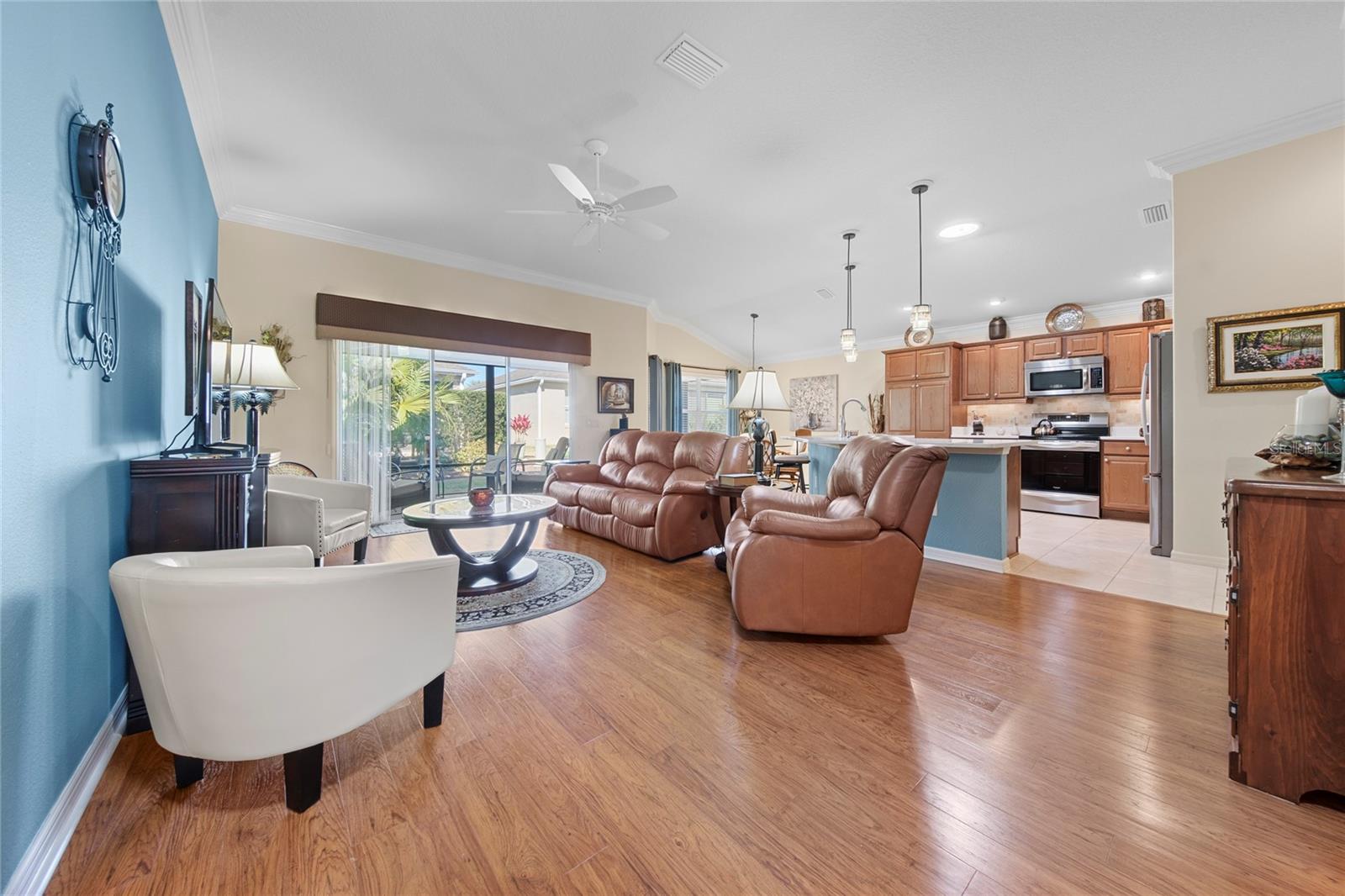 2304 GRENADIER WAY, THE VILLAGES, FL, 32162