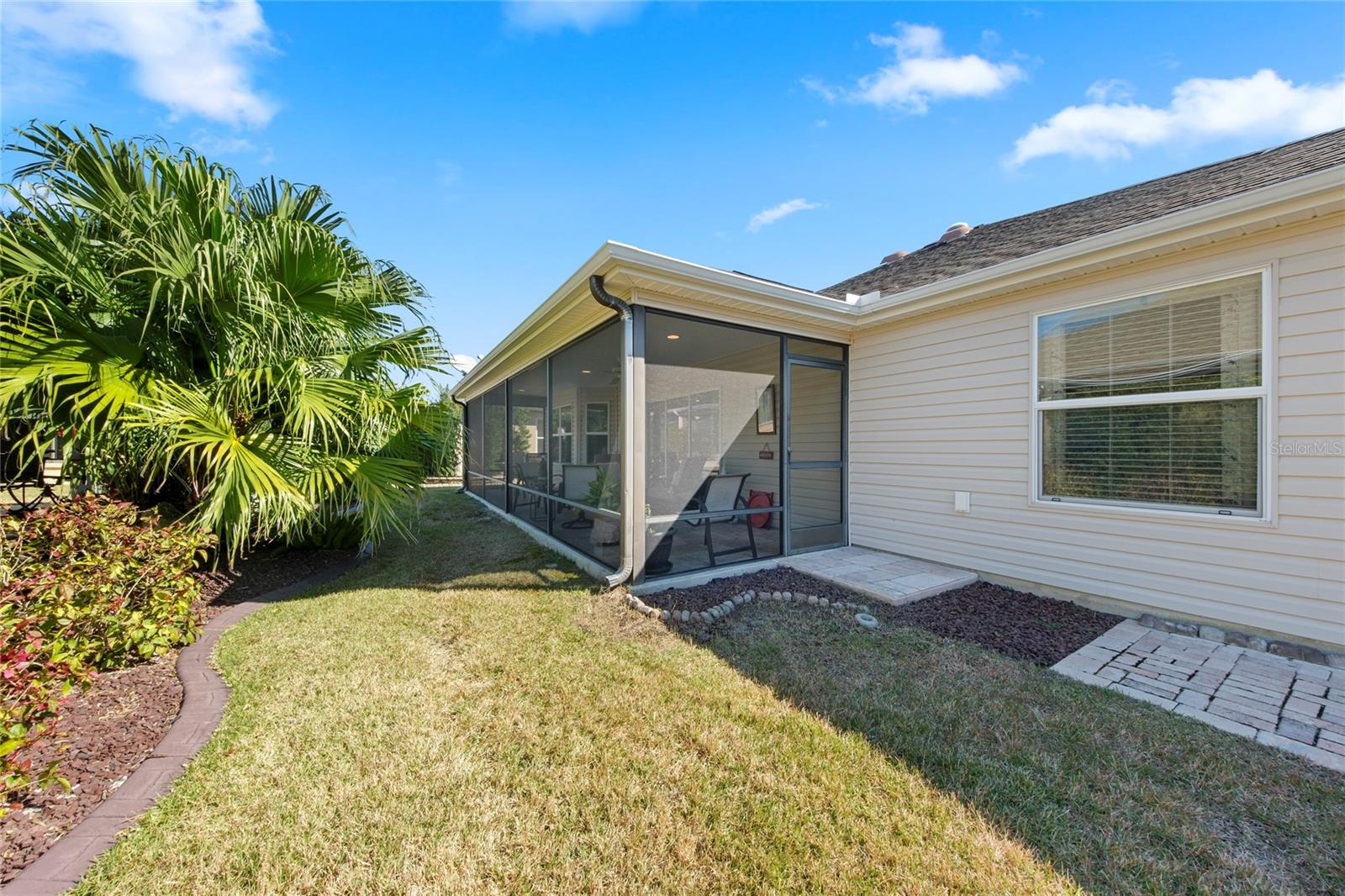 2304 GRENADIER WAY, THE VILLAGES, FL, 32162