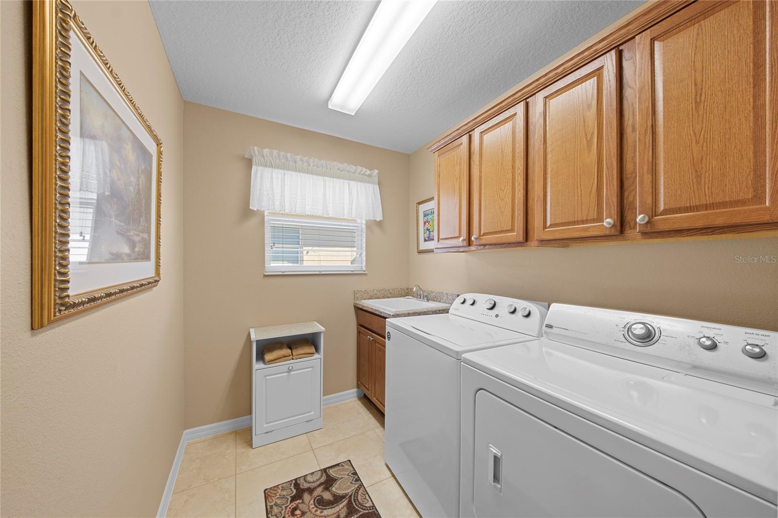 2304 GRENADIER WAY, THE VILLAGES, FL, 32162