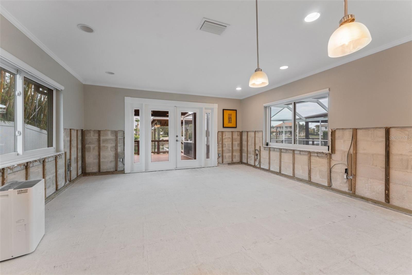 3910 AMERICANA DR, TAMPA, FL, 33634