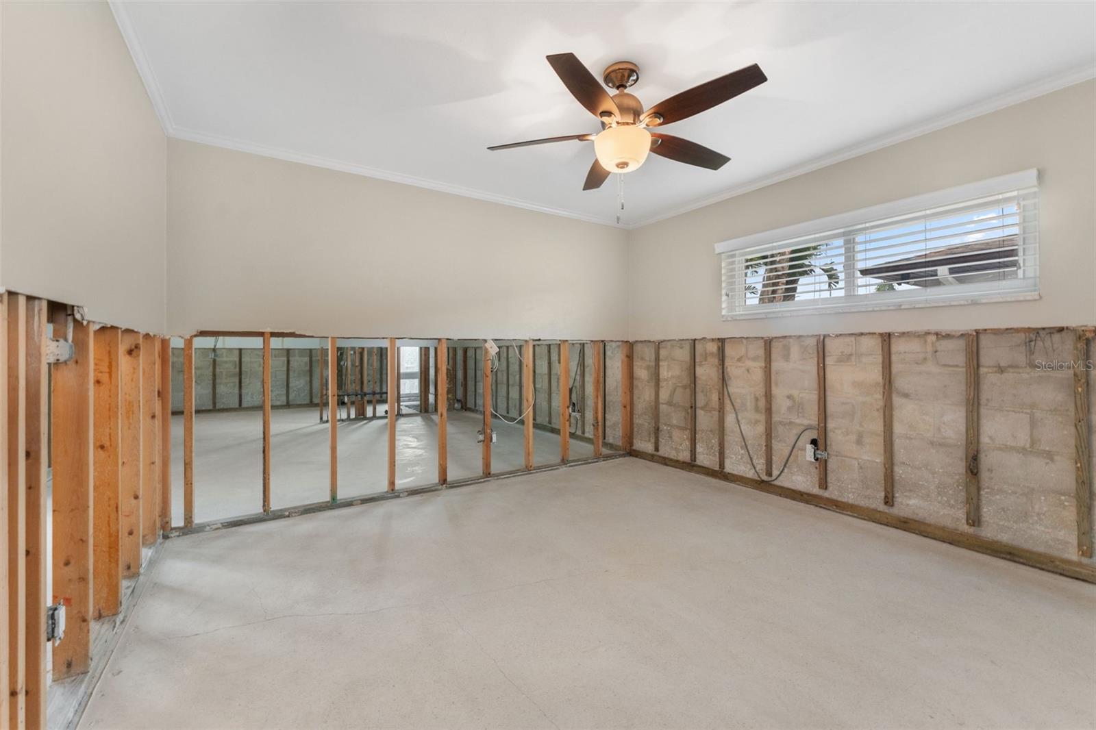 3910 AMERICANA DR, TAMPA, FL, 33634