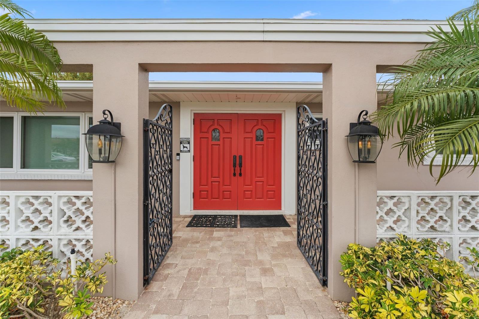 3910 AMERICANA DR, TAMPA, FL, 33634