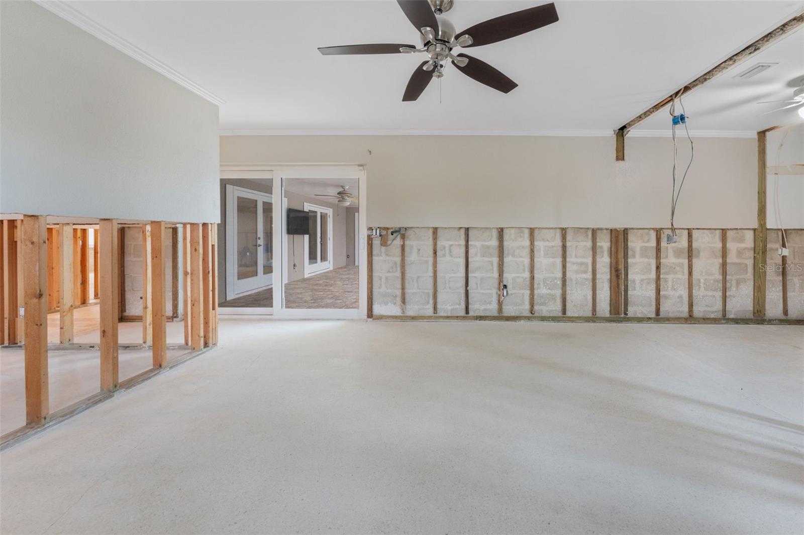 3910 AMERICANA DR, TAMPA, FL, 33634