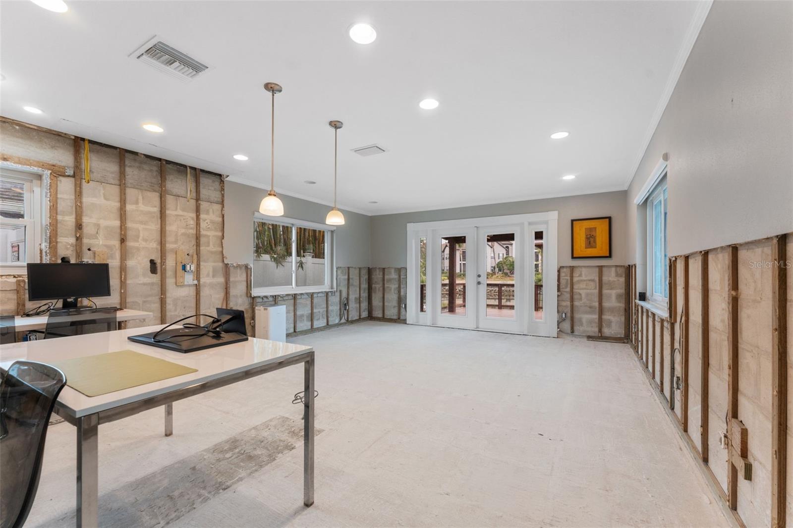 3910 AMERICANA DR, TAMPA, FL, 33634