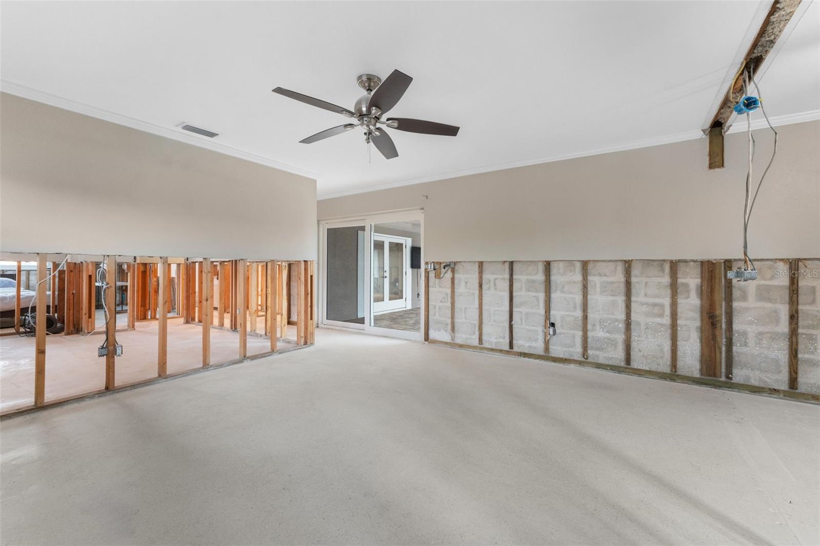 3910 AMERICANA DR, TAMPA, FL, 33634
