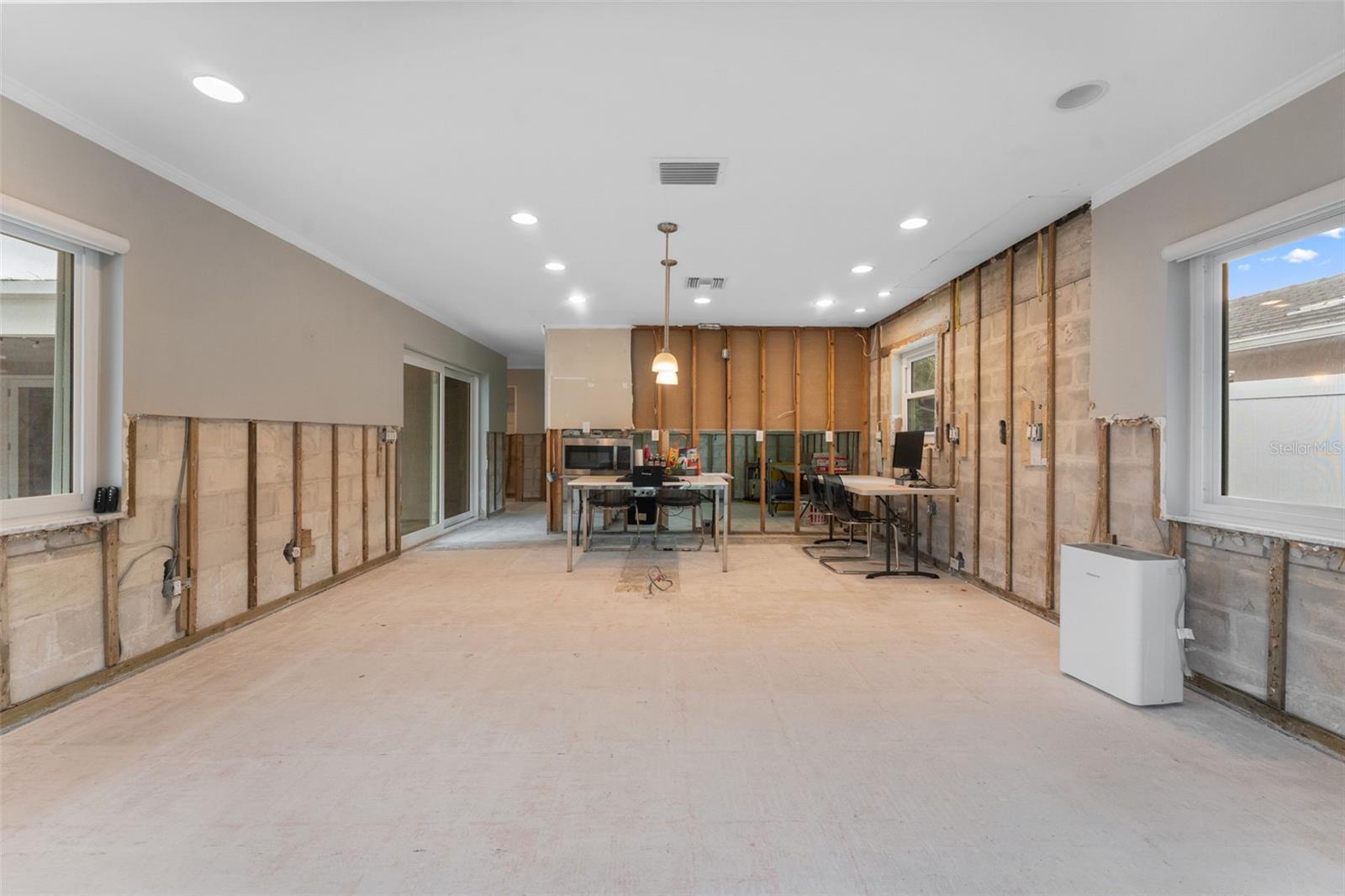 3910 AMERICANA DR, TAMPA, FL, 33634