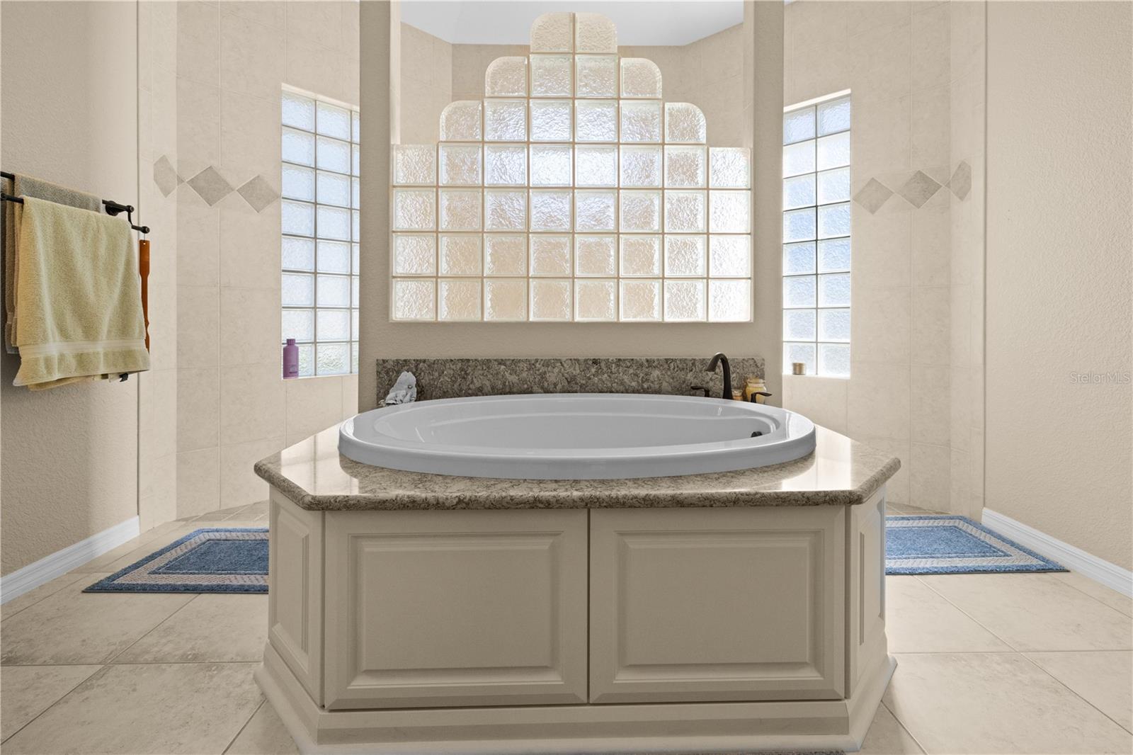 411 BOUNDARY BLVD, ROTONDA WEST, FL, 33947