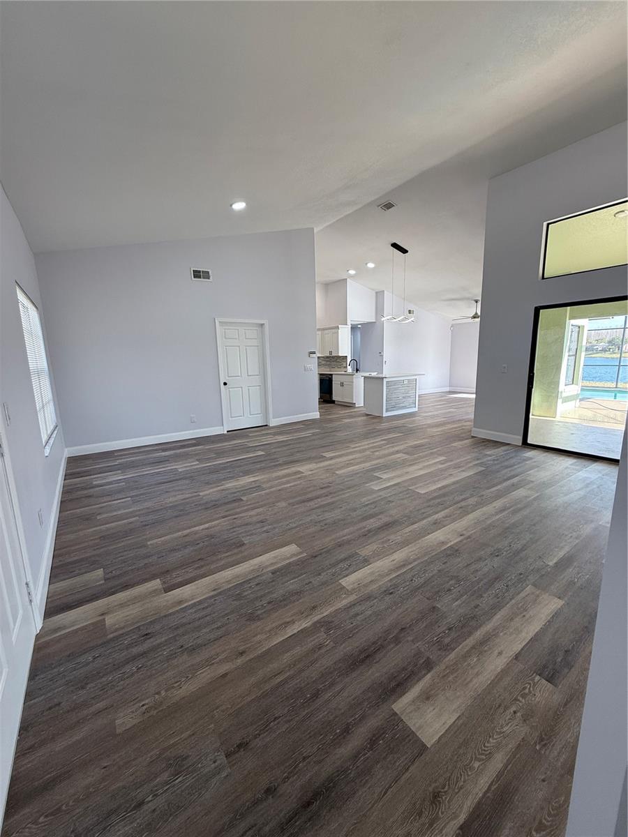 3027 EAGLE LAKE DR, ORLANDO, FL, 32837