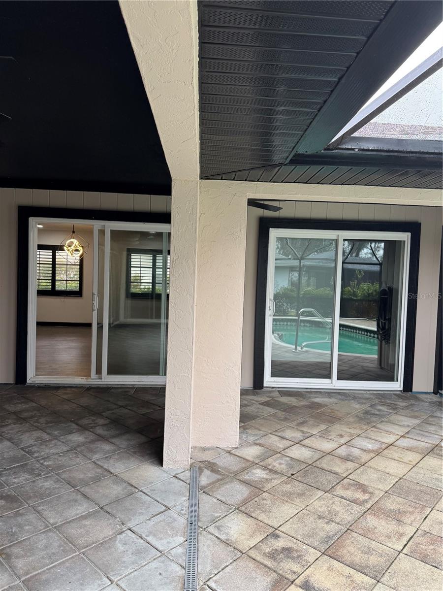 294 ROTONDA CIR, ROTONDA WEST, FL, 33947
