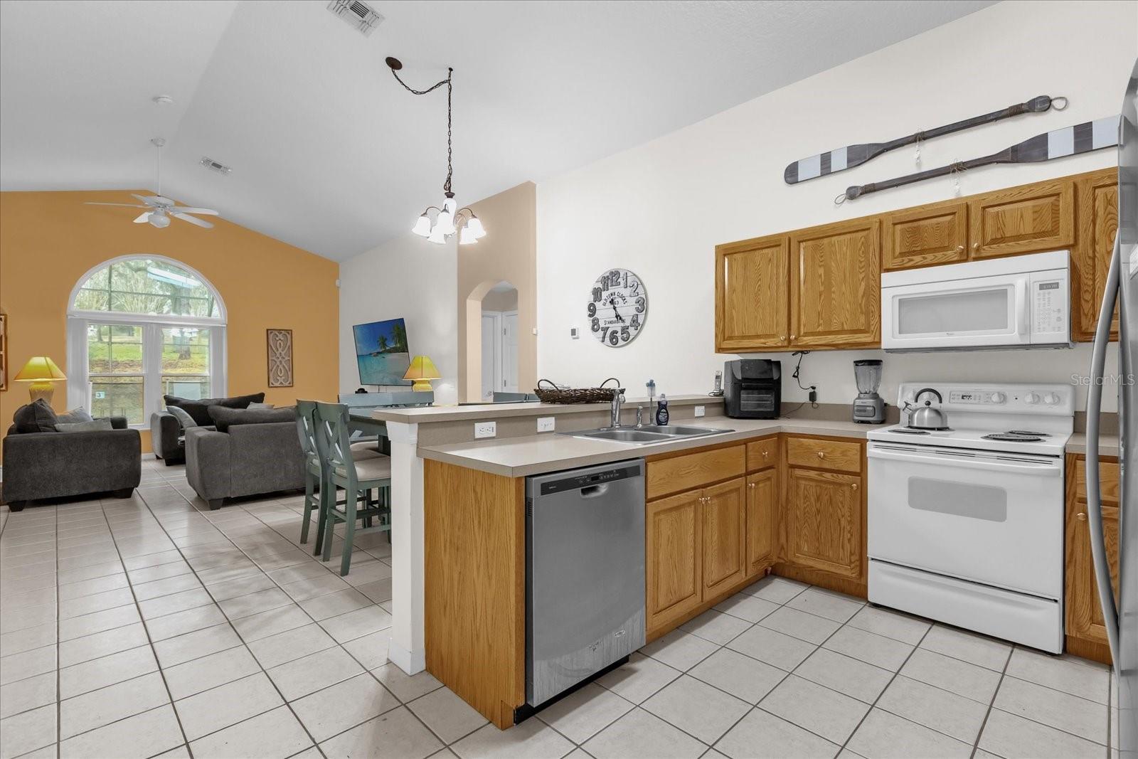 1037 BALMORAL DR, DAVENPORT, FL, 33896