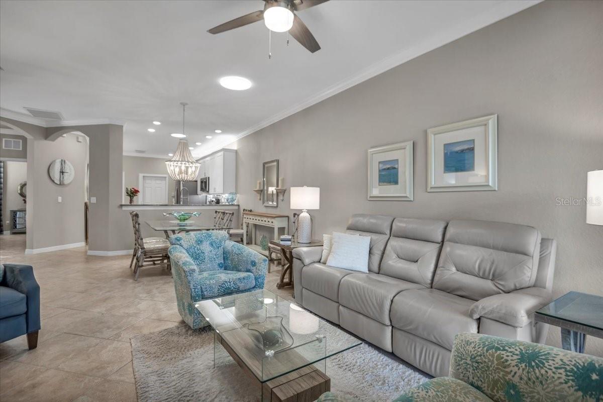 2084 BATELLO DR, VENICE, FL, 34292