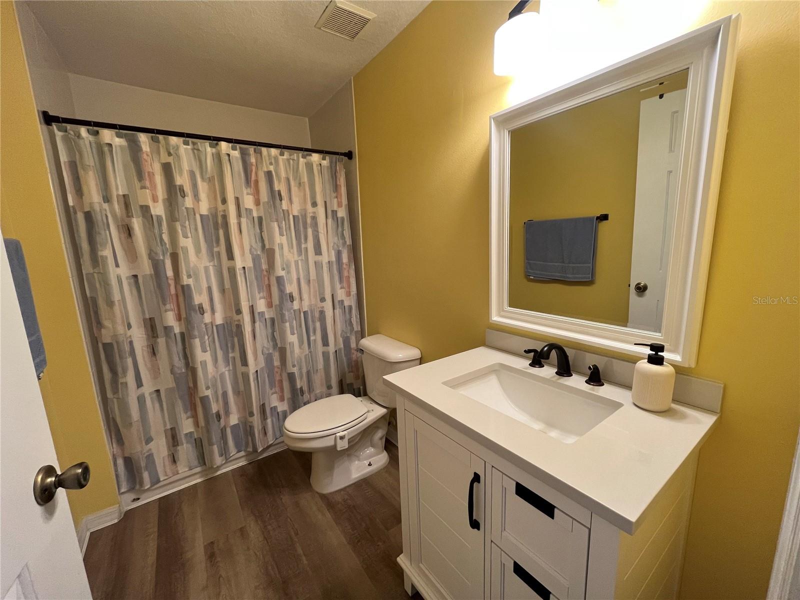 1017 WILLOW DR, LEESBURG, FL, 34748