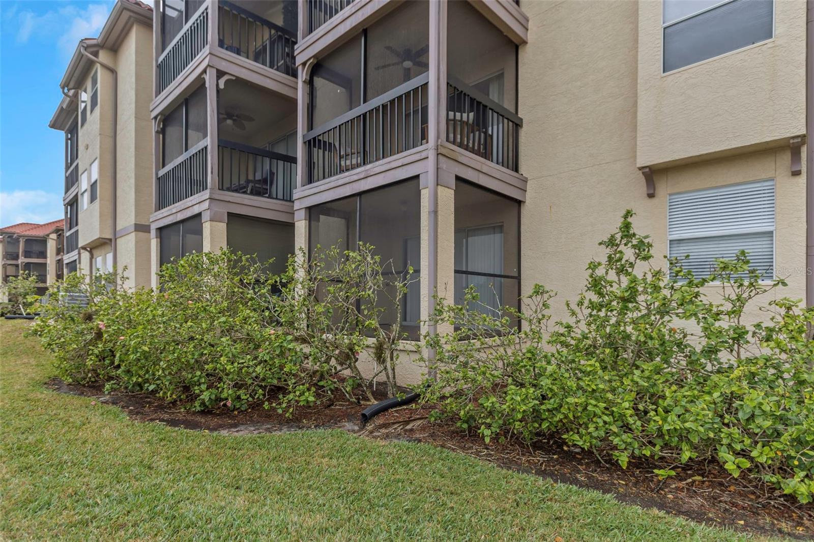 2400 FEATHER SOUND DR #913, CLEARWATER, FL, 33762