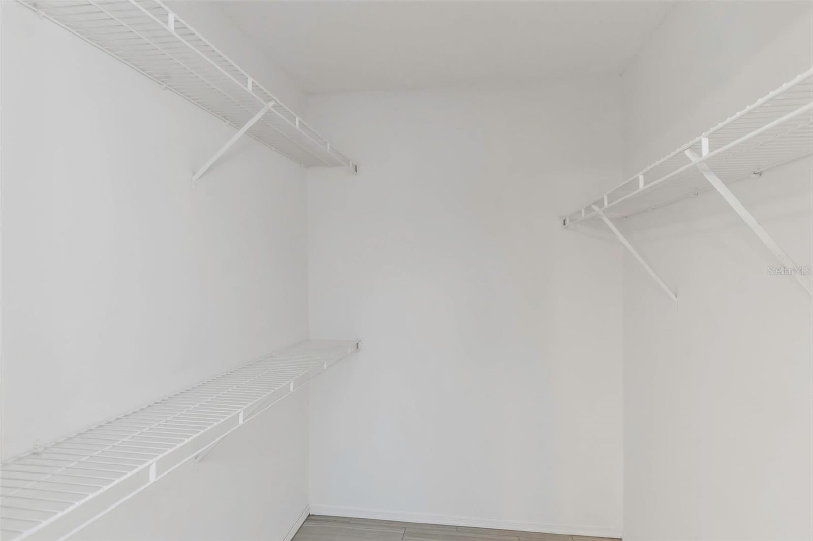 2400 FEATHER SOUND DR #913, CLEARWATER, FL, 33762