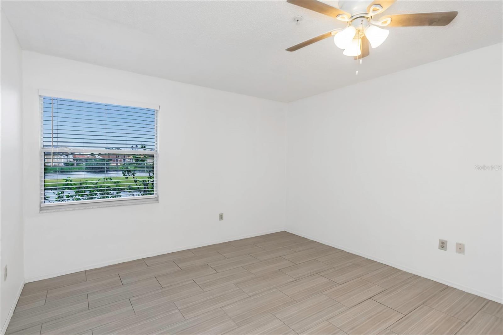 2400 FEATHER SOUND DR #913, CLEARWATER, FL, 33762