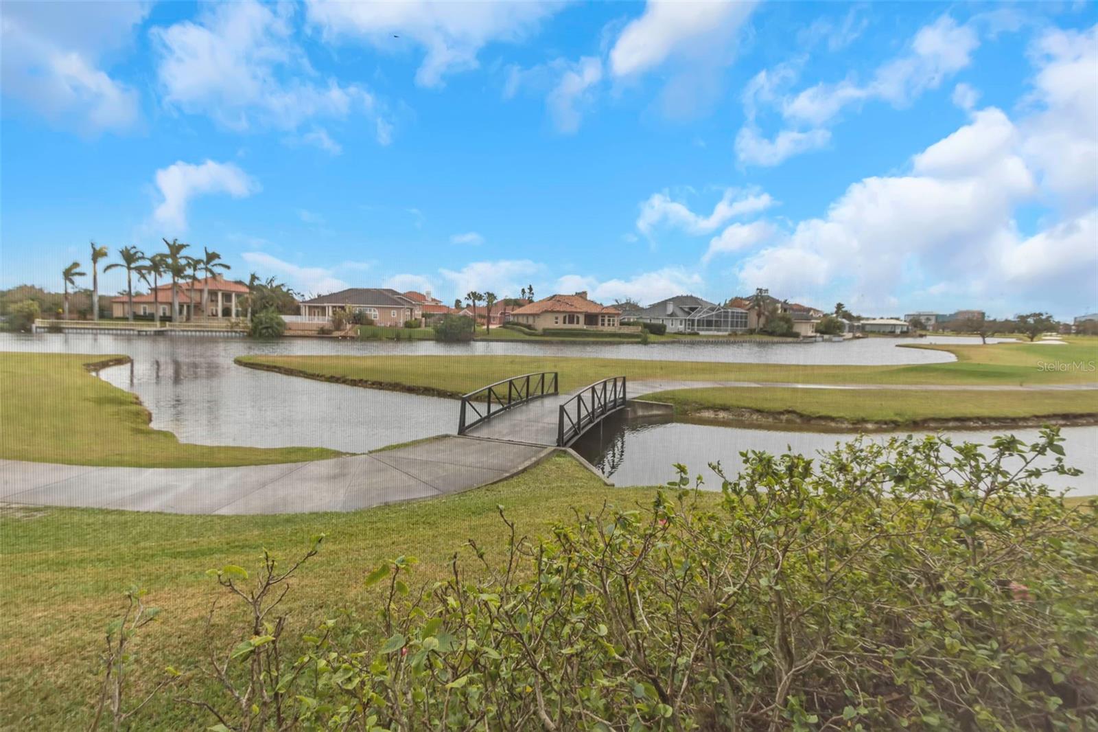 2400 FEATHER SOUND DR #913, CLEARWATER, FL, 33762