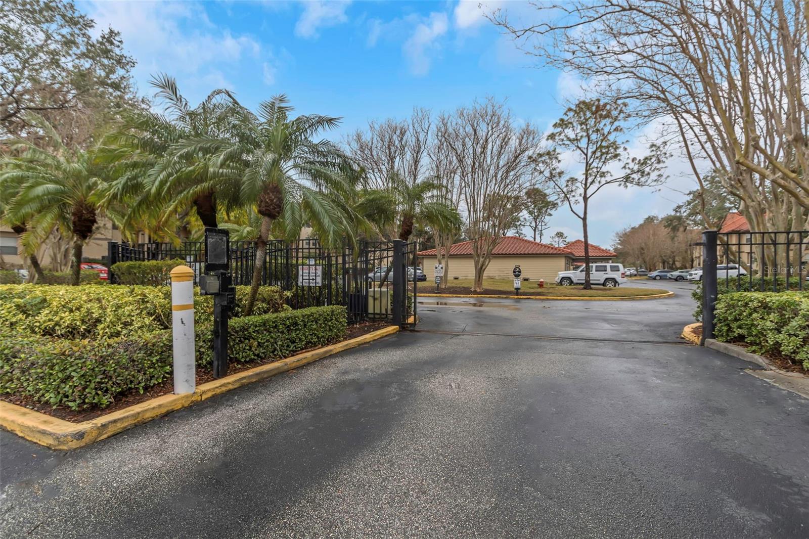 2400 FEATHER SOUND DR #913, CLEARWATER, FL, 33762
