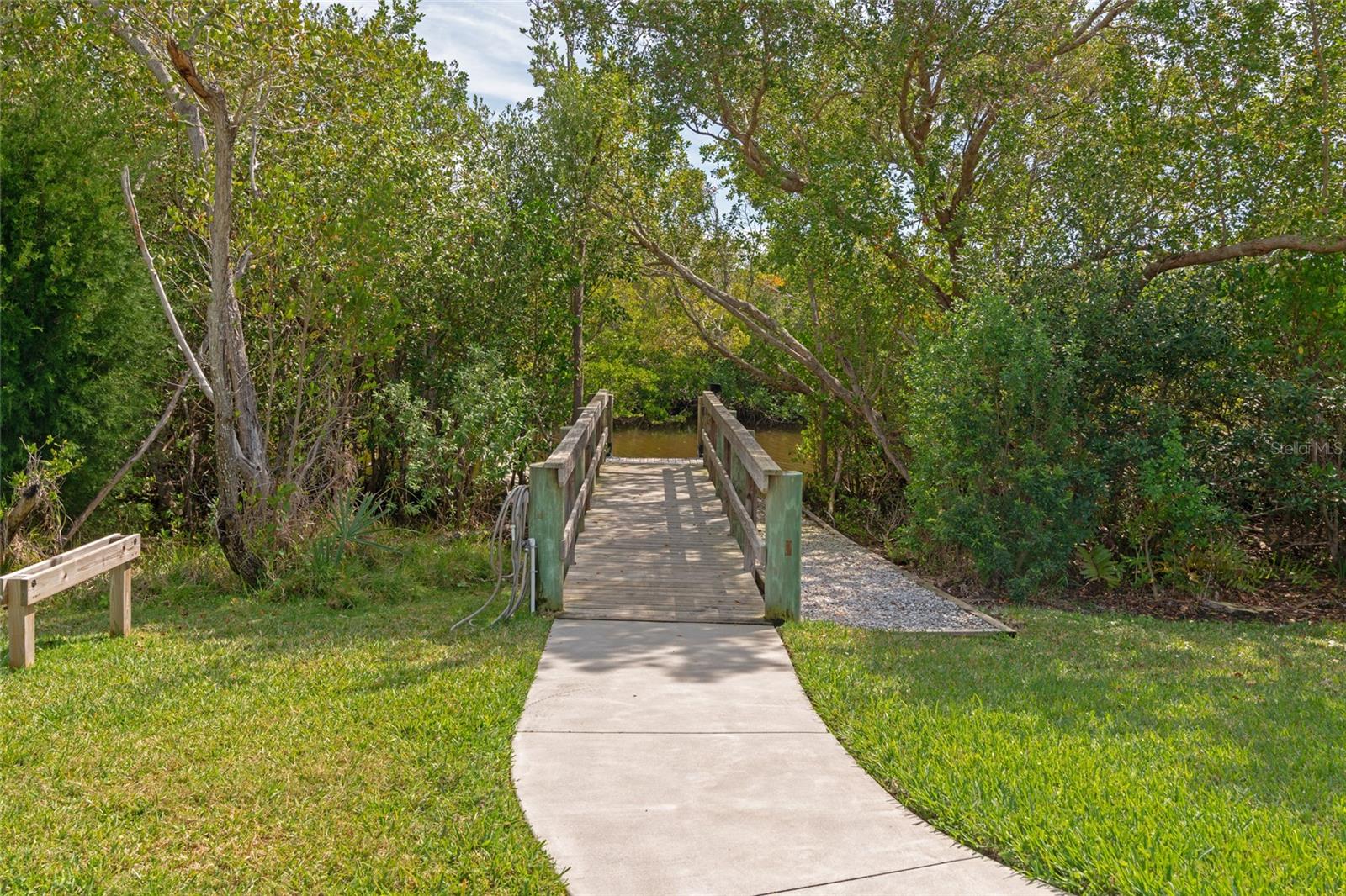 941 WATERSIDE LN, BRADENTON, FL, 34209