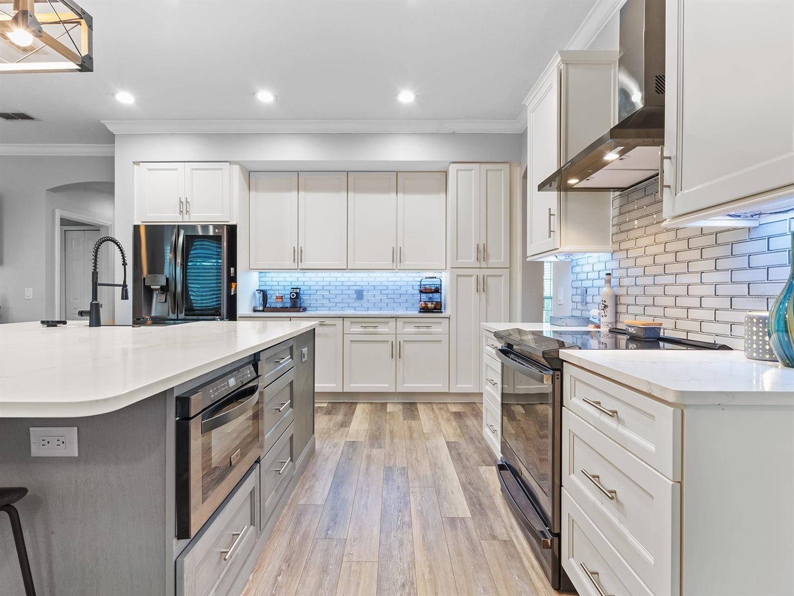 9856 HERON POINTE DR, ORLANDO, FL, 32832