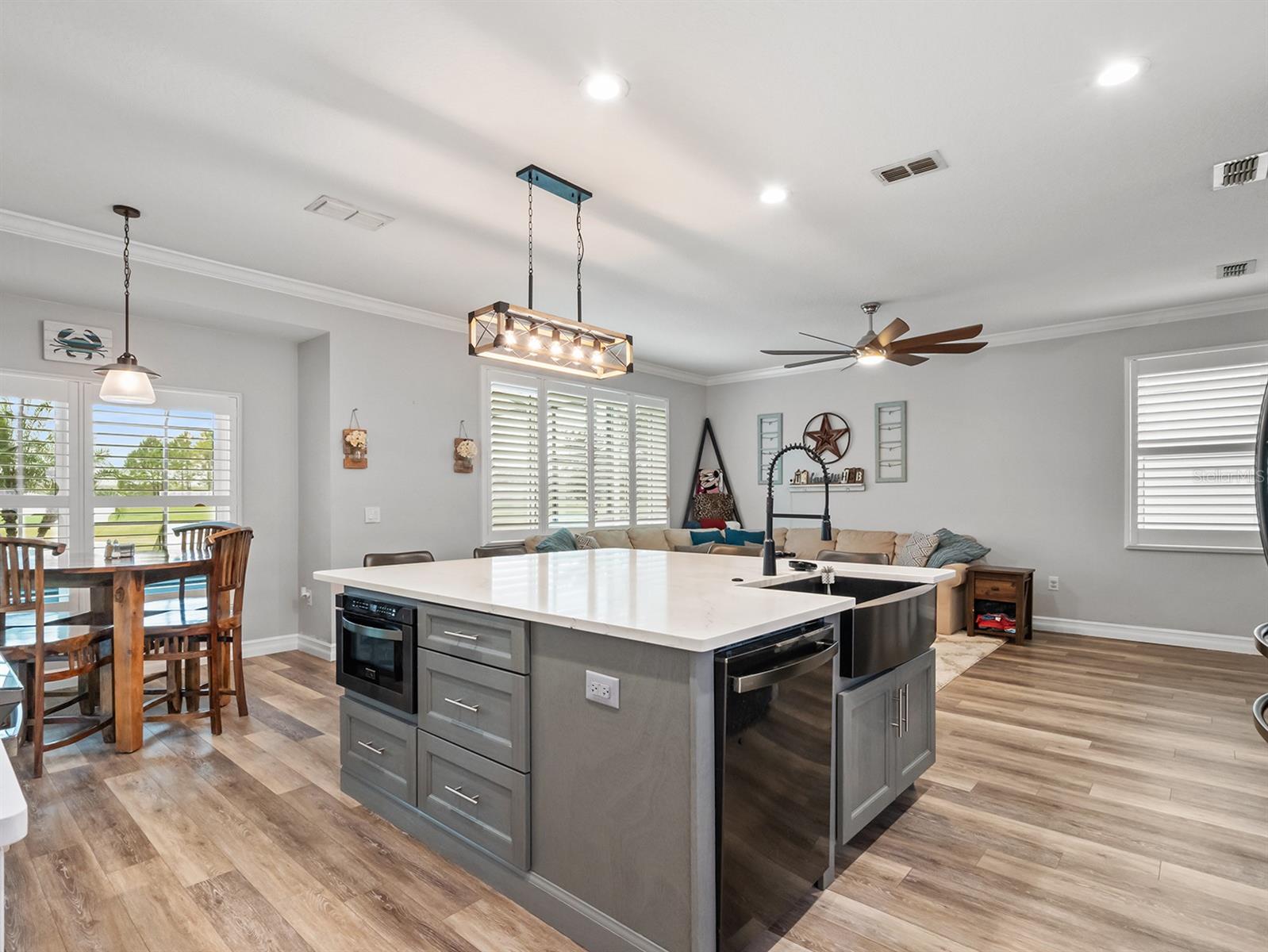 9856 HERON POINTE DR, ORLANDO, FL, 32832