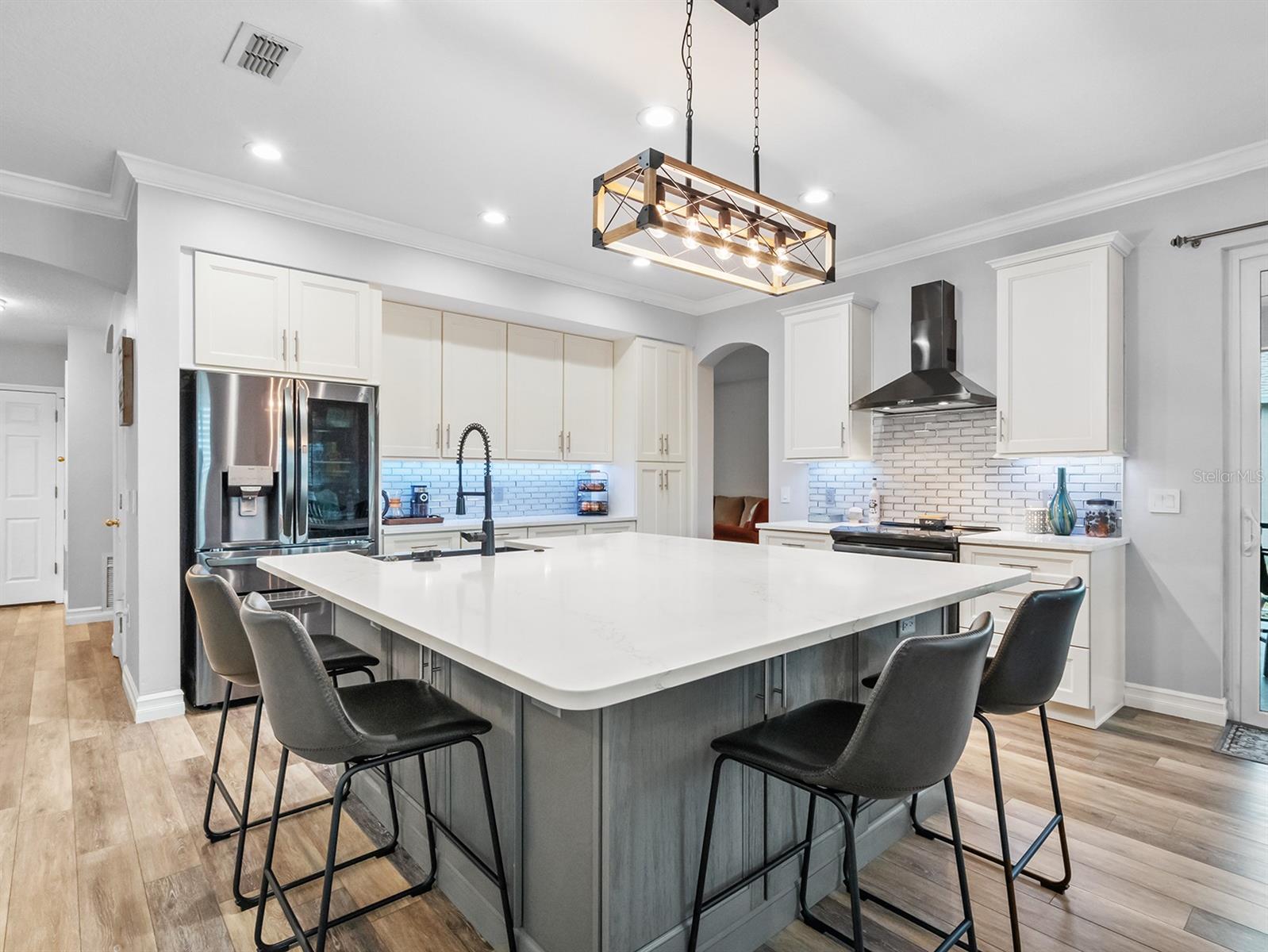 9856 HERON POINTE DR, ORLANDO, FL, 32832