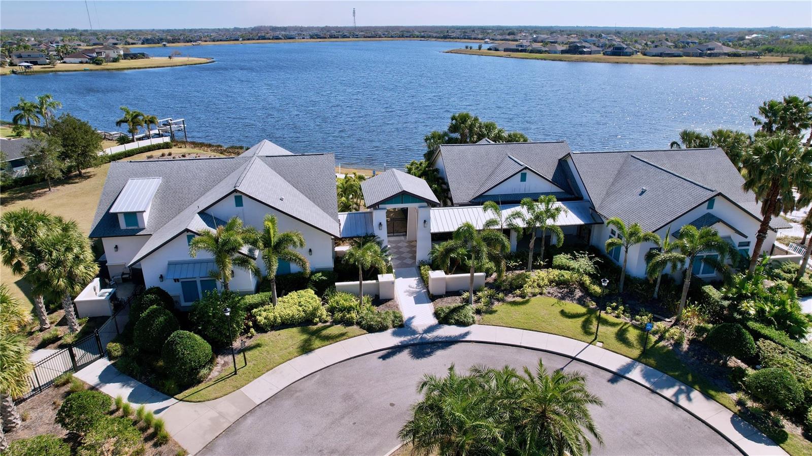 11525 LAKE LUCAYA DR, RIVERVIEW, FL, 33579