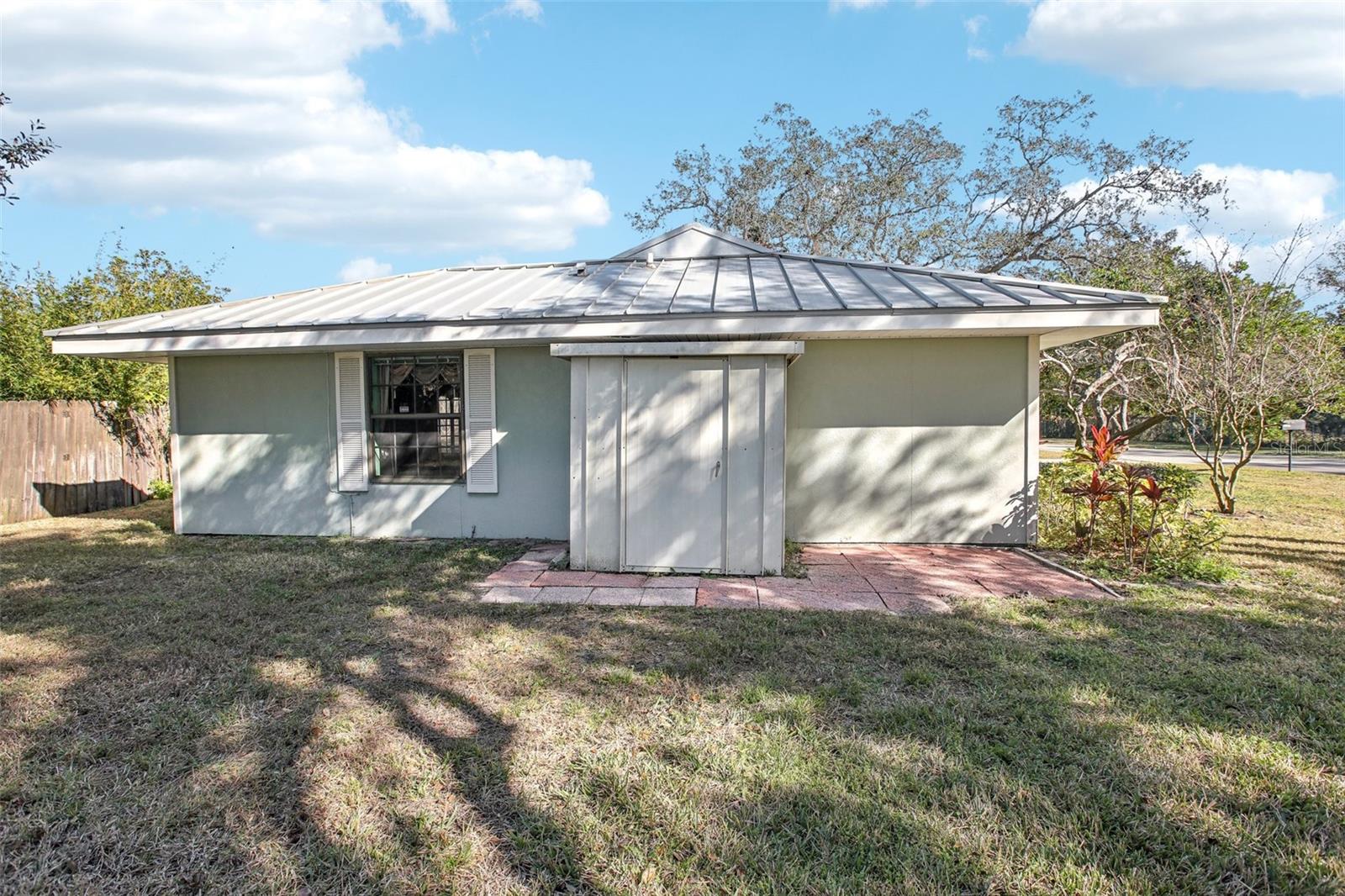 2300 LANCASTER DR, CLEARWATER, FL, 33764
