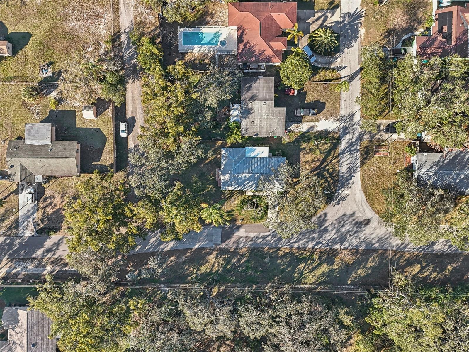 2300 LANCASTER DR, CLEARWATER, FL, 33764