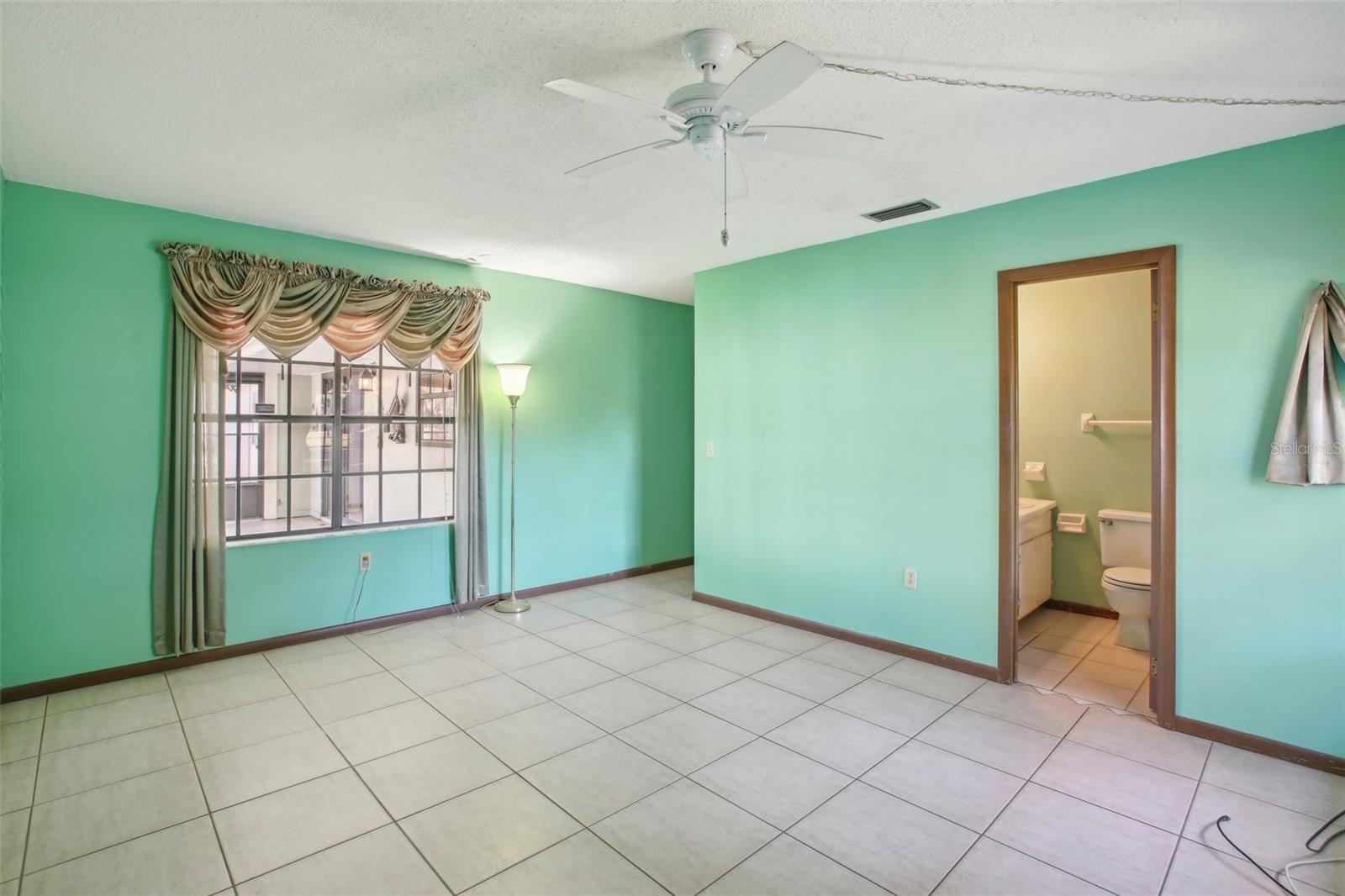 2300 LANCASTER DR, CLEARWATER, FL, 33764