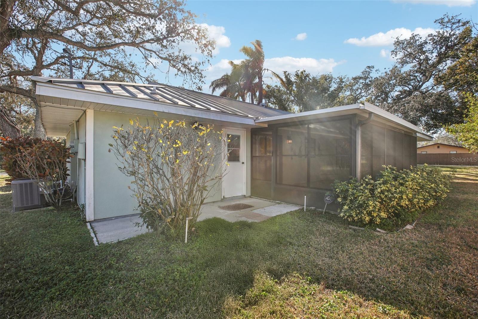 2300 LANCASTER DR, CLEARWATER, FL, 33764