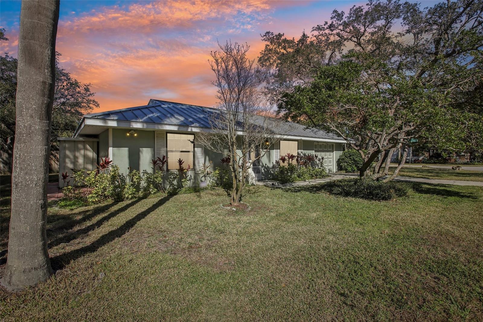 2300 LANCASTER DR, CLEARWATER, FL, 33764