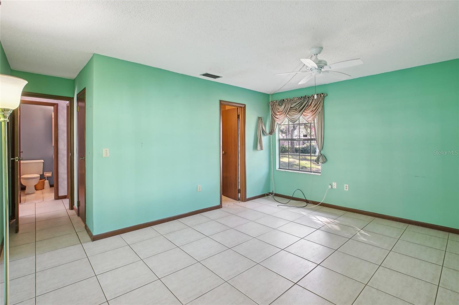 2300 LANCASTER DR, CLEARWATER, FL, 33764