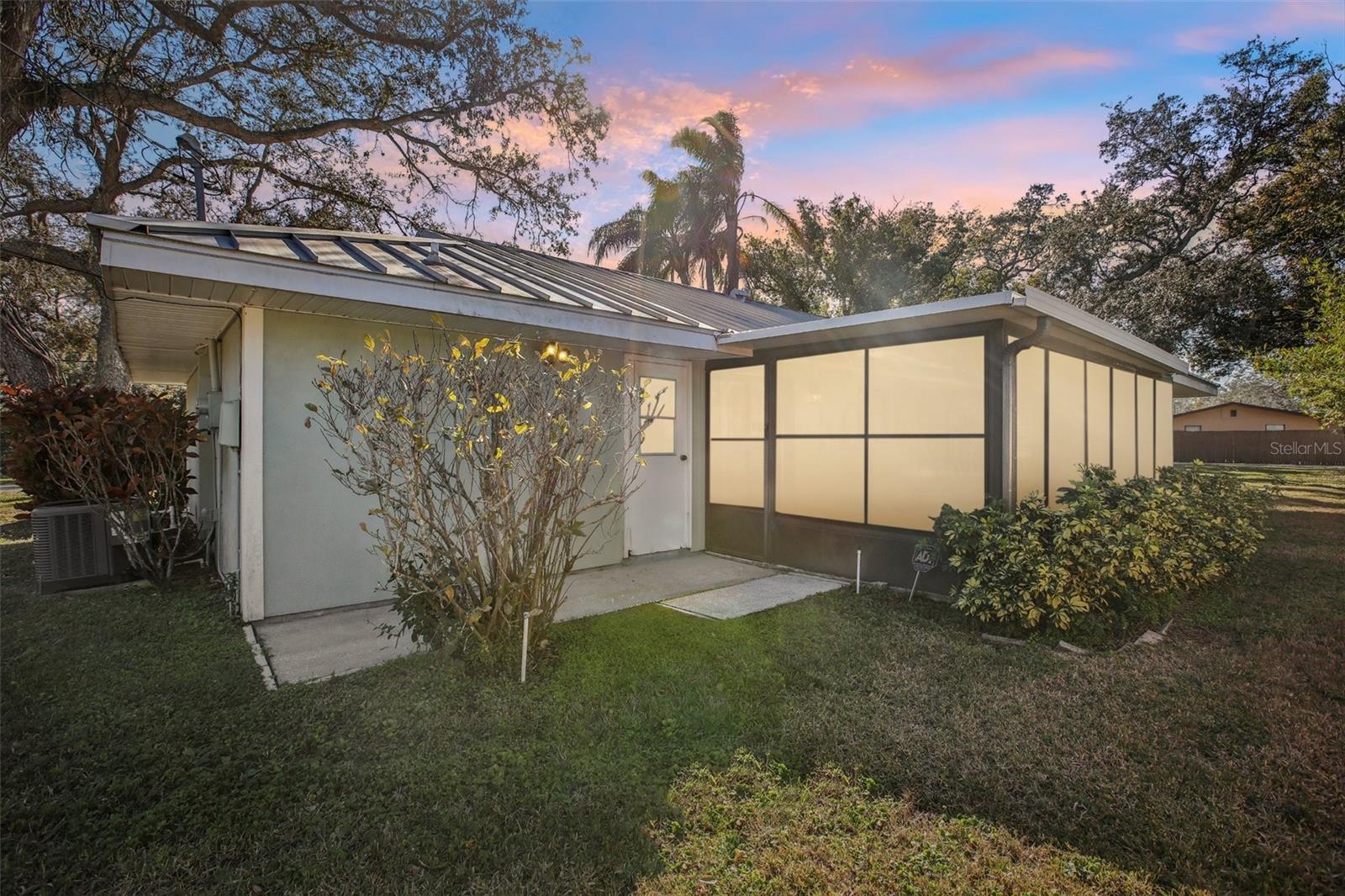2300 LANCASTER DR, CLEARWATER, FL, 33764