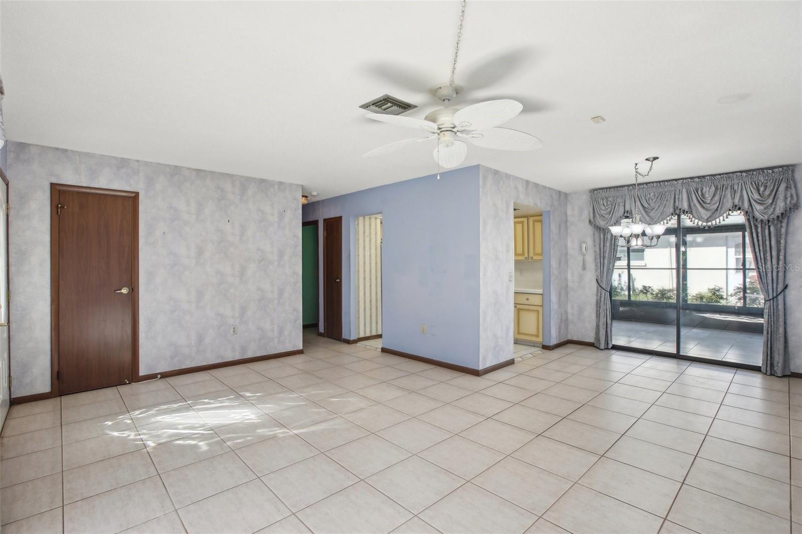 2300 LANCASTER DR, CLEARWATER, FL, 33764