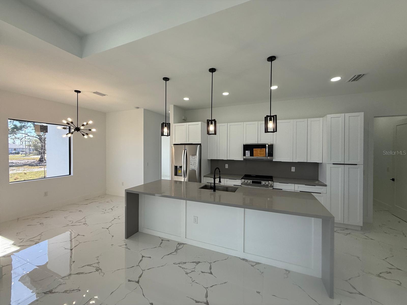 363 EL DORADO BLVD S, CAPE CORAL, FL, 33991