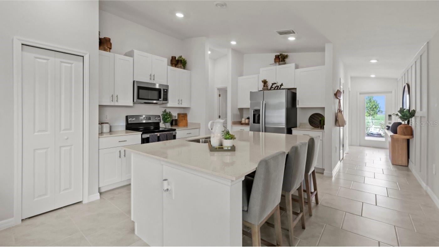 9100 TEQUILA SUNRISE DR, SARASOTA, FL, 34241