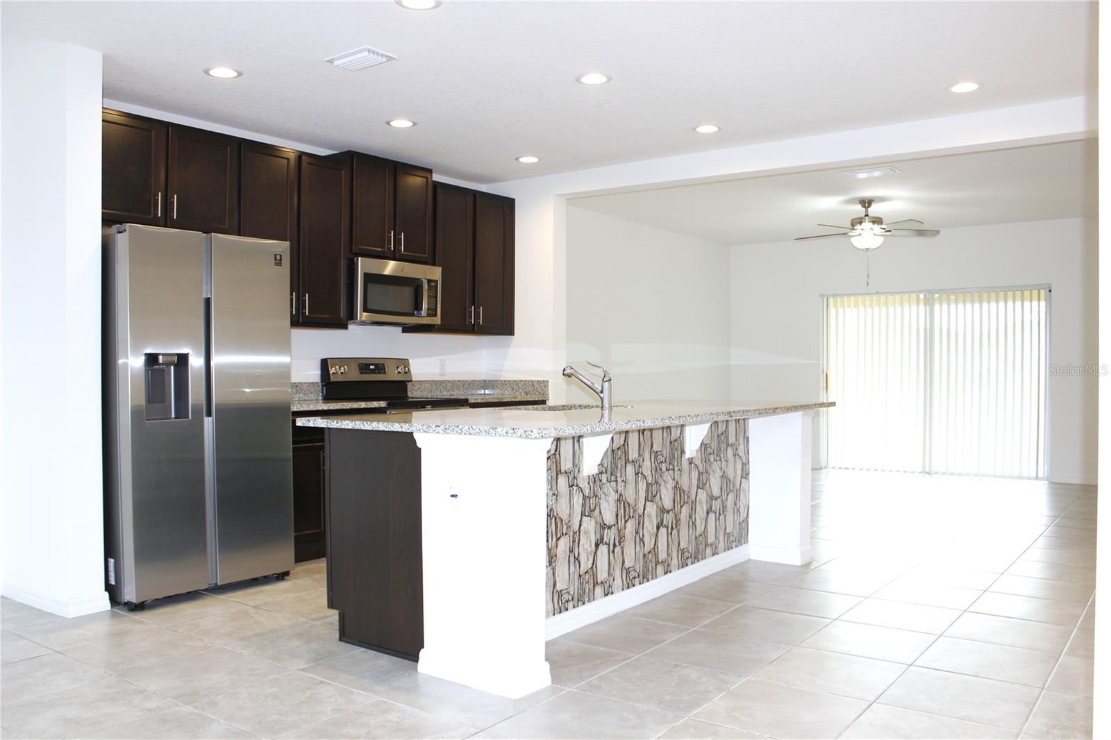 215 ANNABELLE WAY, DAVENPORT, FL, 33837