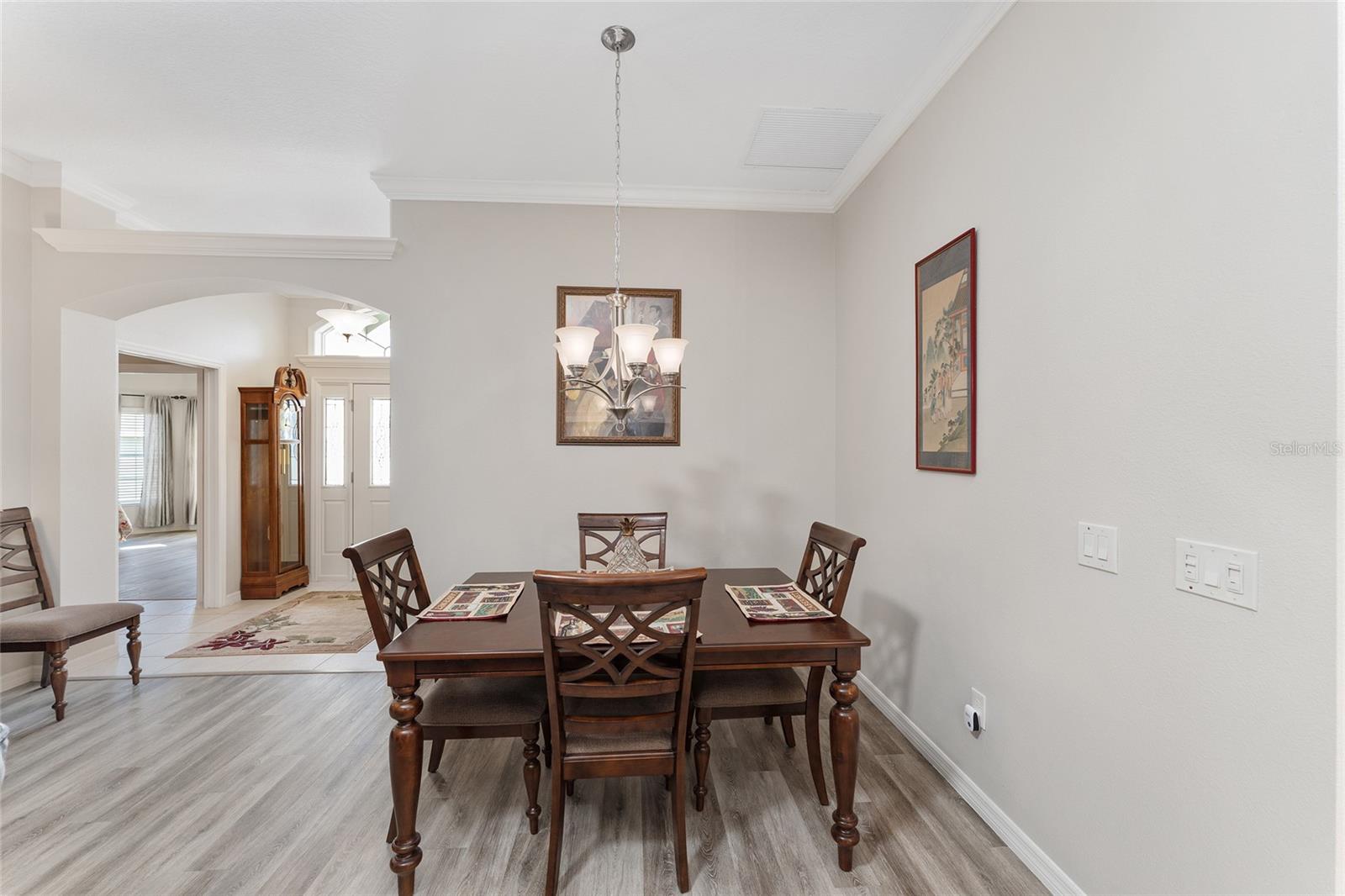 2402 BENNETTSVILLE LN, THE VILLAGES, FL, 32162