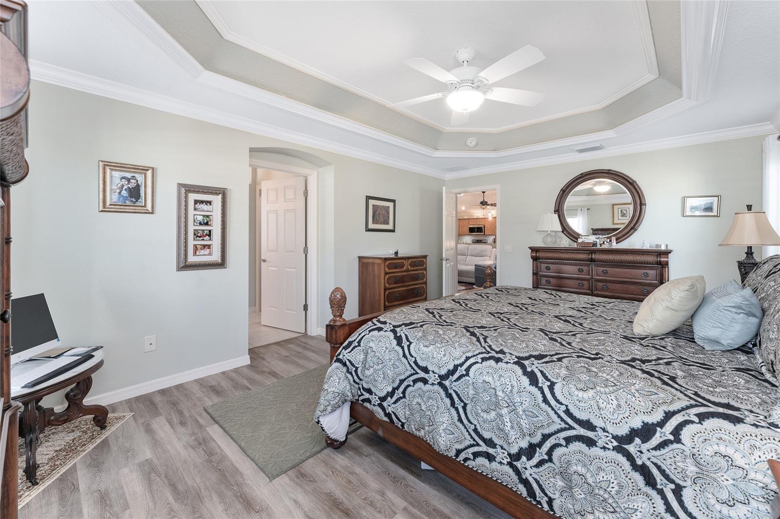 2402 BENNETTSVILLE LN, THE VILLAGES, FL, 32162