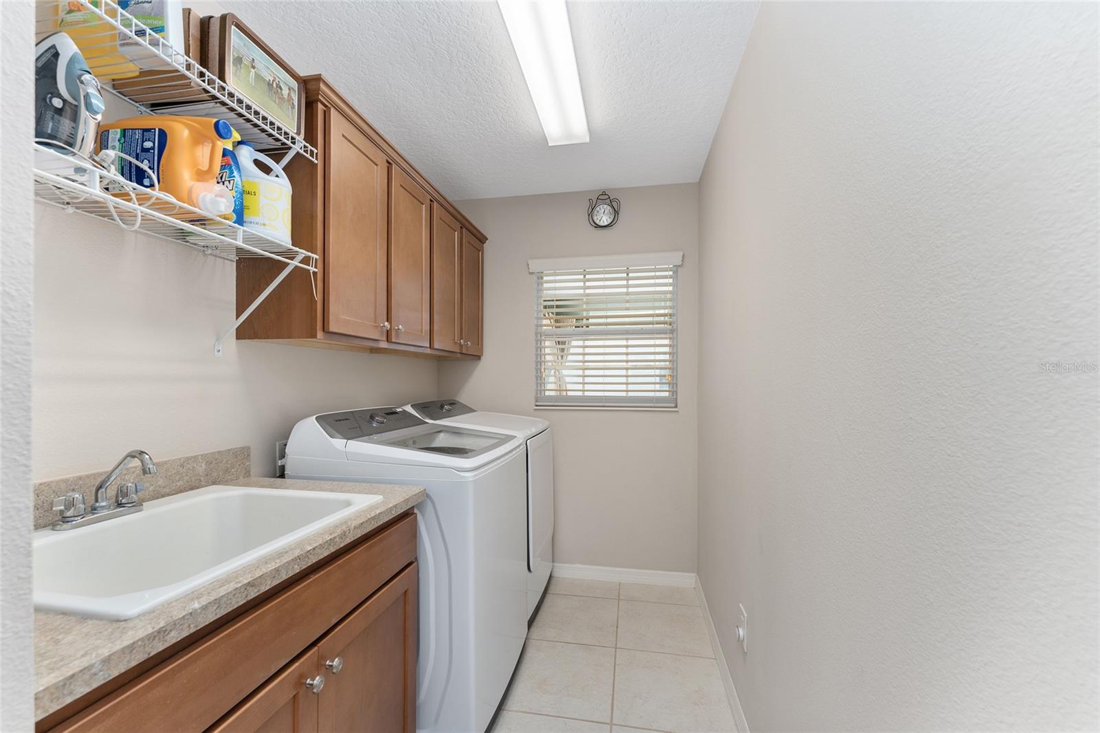 2402 BENNETTSVILLE LN, THE VILLAGES, FL, 32162