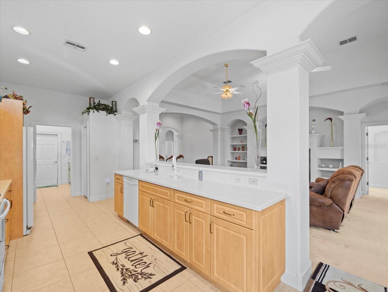 9157 PENELOPE DR, WEEKI WACHEE, FL, 34613